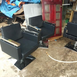 Thanh lý ghế cắt tóc nữ