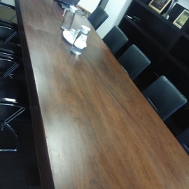 Thanh lý bàn họp văn phòng