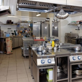 Công ty thanh lý nhà hàng TPHCM kinh nghiệm lâu năm