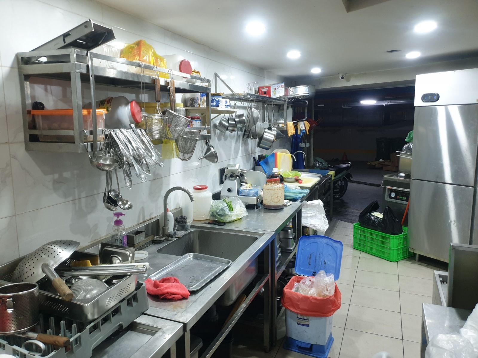 đơn vị thanh lý nhà hàng biên hoà 