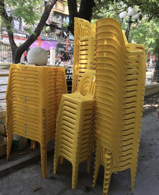 Ưu tiên nhựa chính phẩm cho bàn ghế