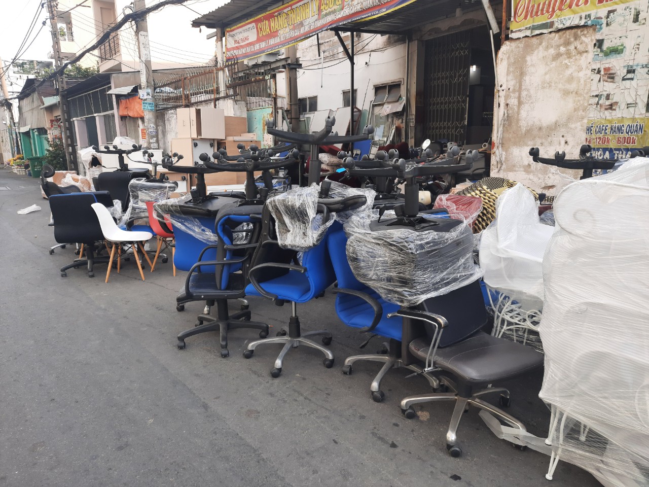 noi-mua-do-thanh-ly-binh-duong